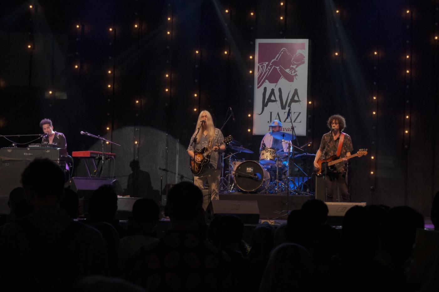 Young Gun Silver Fox Jadi Mood Booster Hari Kedua JJF 2020